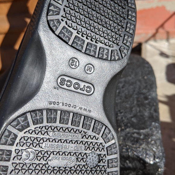 Crocs - Picture 5 of 16